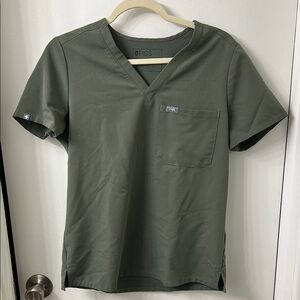 Figs Green V-Neck Short Sleeve Tee Relaxed Fit